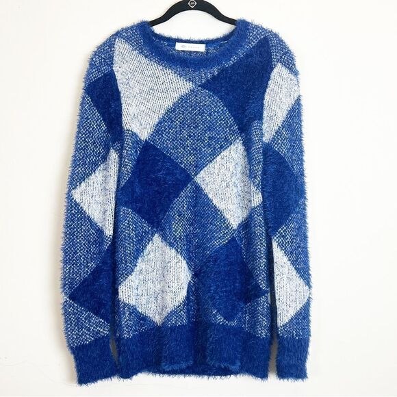Fever Harlequin Diamond Super Soft Cozy Fuzzy Eyelash Sweater Blue/White NWOT - Picture 1 of 9